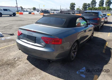 2014 Audi A5 2.0T Premium z USA, uszkodzony, nr VIN WAULFAFH8EN010877